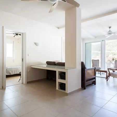 Penthouse Seaside Λουτράκι